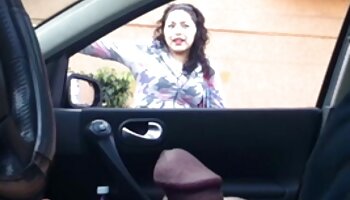 FakeTaxi Kristine quero ver vídeo pornô doido paga com seu gato quando ela não pode pagar