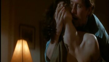 Esposa tímida e amadora videos de lesbicas porno doido mostra seios e leva os dedos à xoxota