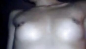 A bela loira Abbey Brooks presta um bom serviço a Jovan Jordan video pono doido