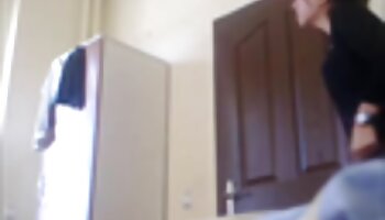 Mulher nunca tira a roupa para o meio-irmão, mas videos de lesbicas pornodoido é sexo grupal
