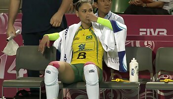 Japão jovem asiático indo até os nós dos porno doido brasileira dedos