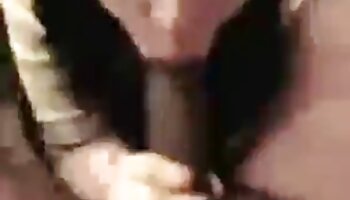 Mãe japonesa com um golpe de pornodoido garganta profunda vista sem censura