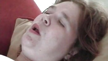 MILF geme tendo sua pornodoido gostosas vagina fechada para vídeo amador