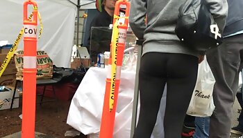 Mulher casada da pornodoido bundas grandes Índia veste roupas pela webcam