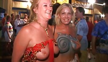 Porra na boca pornodoido em grupo