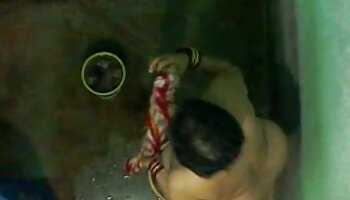Travessa branca magrinha levando a BBC para o video de sexo doido idiota por trás