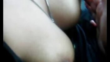 Puta desesperada sendo fodida por uma grande quantidade de videos de lesbicas porno doido dinheiro